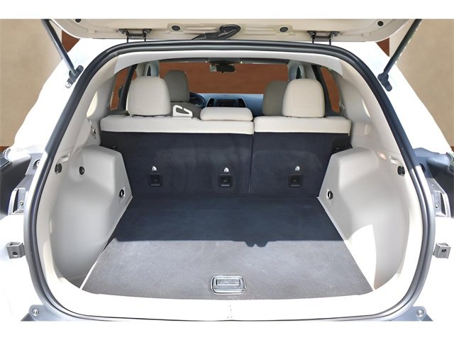 Used 2019 Jeep Cherokee Latitude w/ Popular Appearance Group image 16