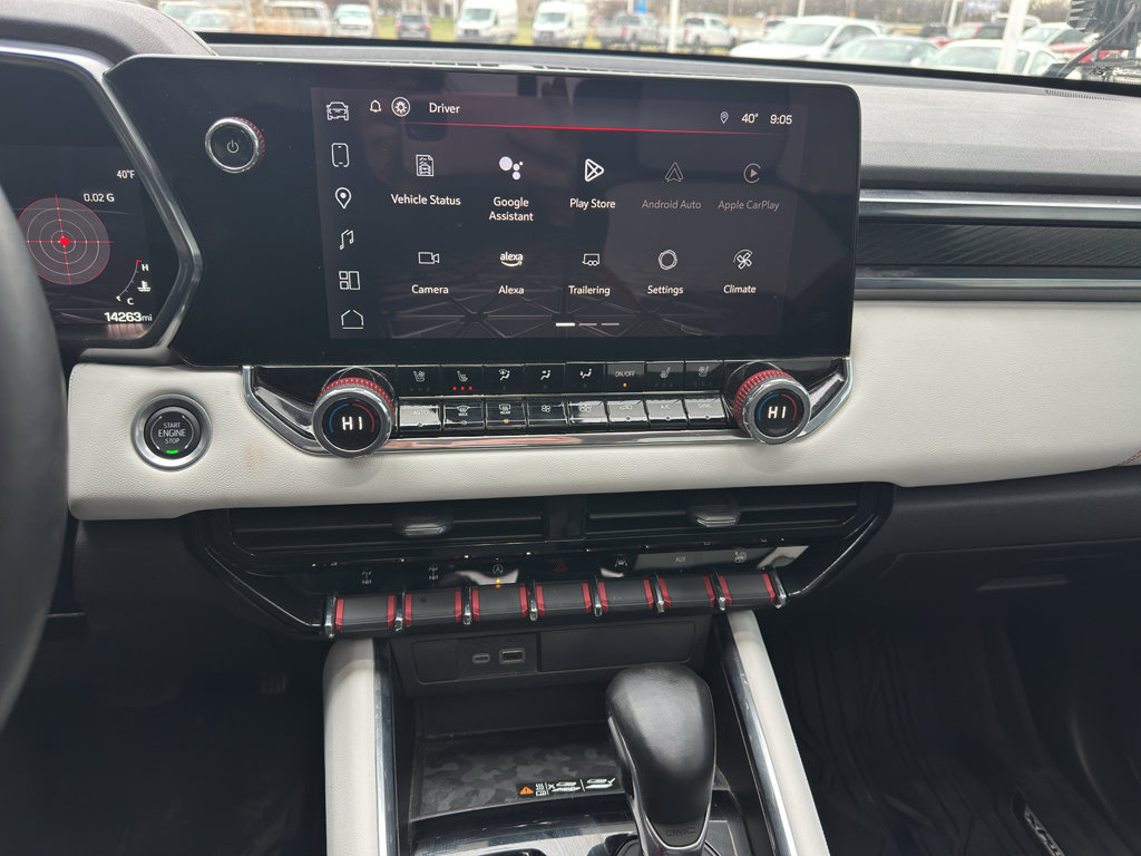 Used 2024 GMC Canyon AT4X AWD/4WD image 21