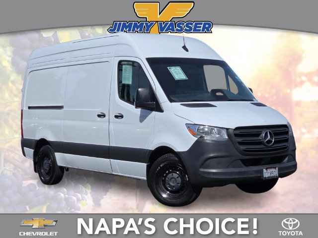 Used 2025 Mercedes-Benz Sprinter 2500 image 1