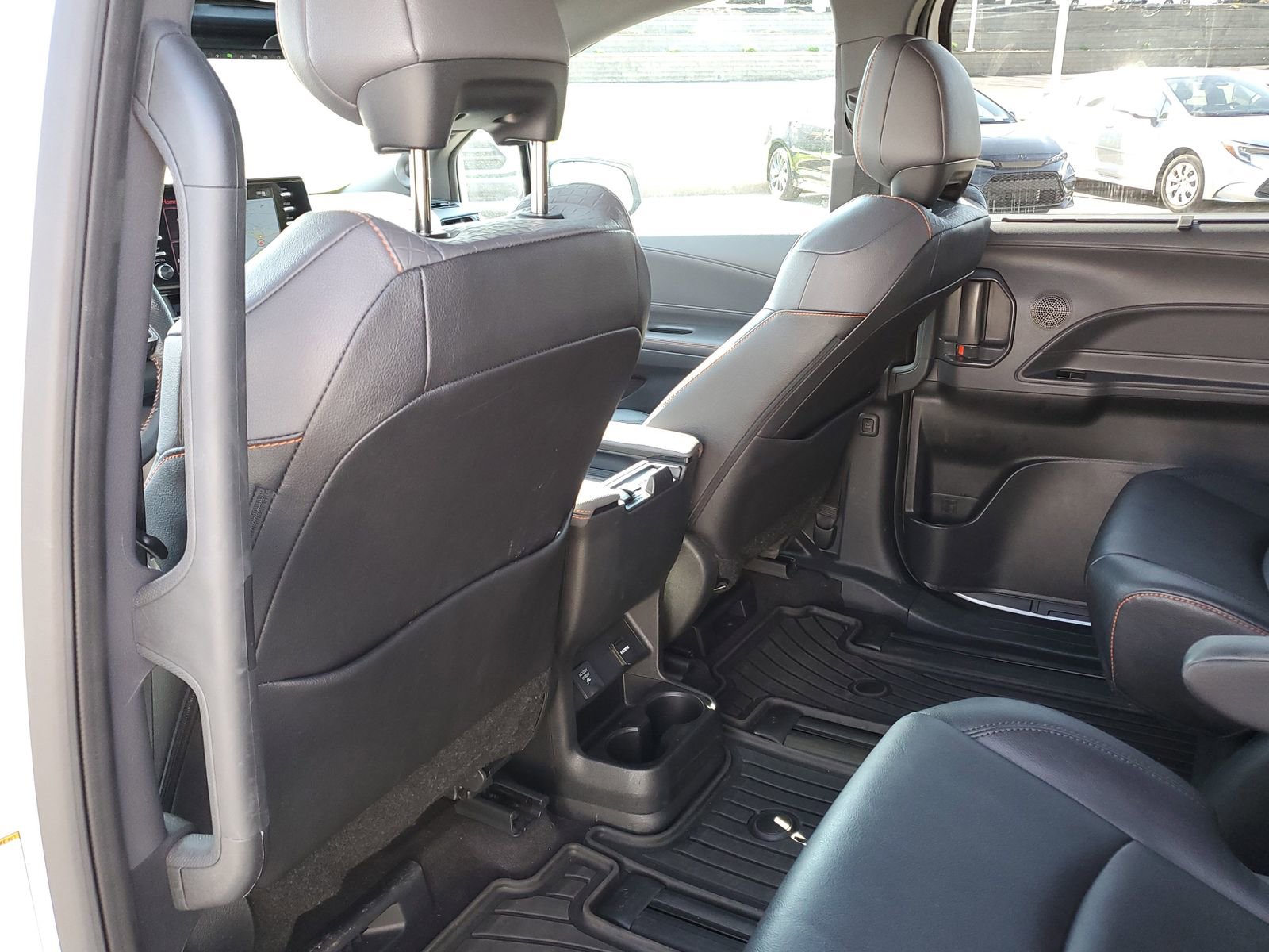 Certified 2024 Toyota Sienna XSE w/ XSE Plus Package image 14