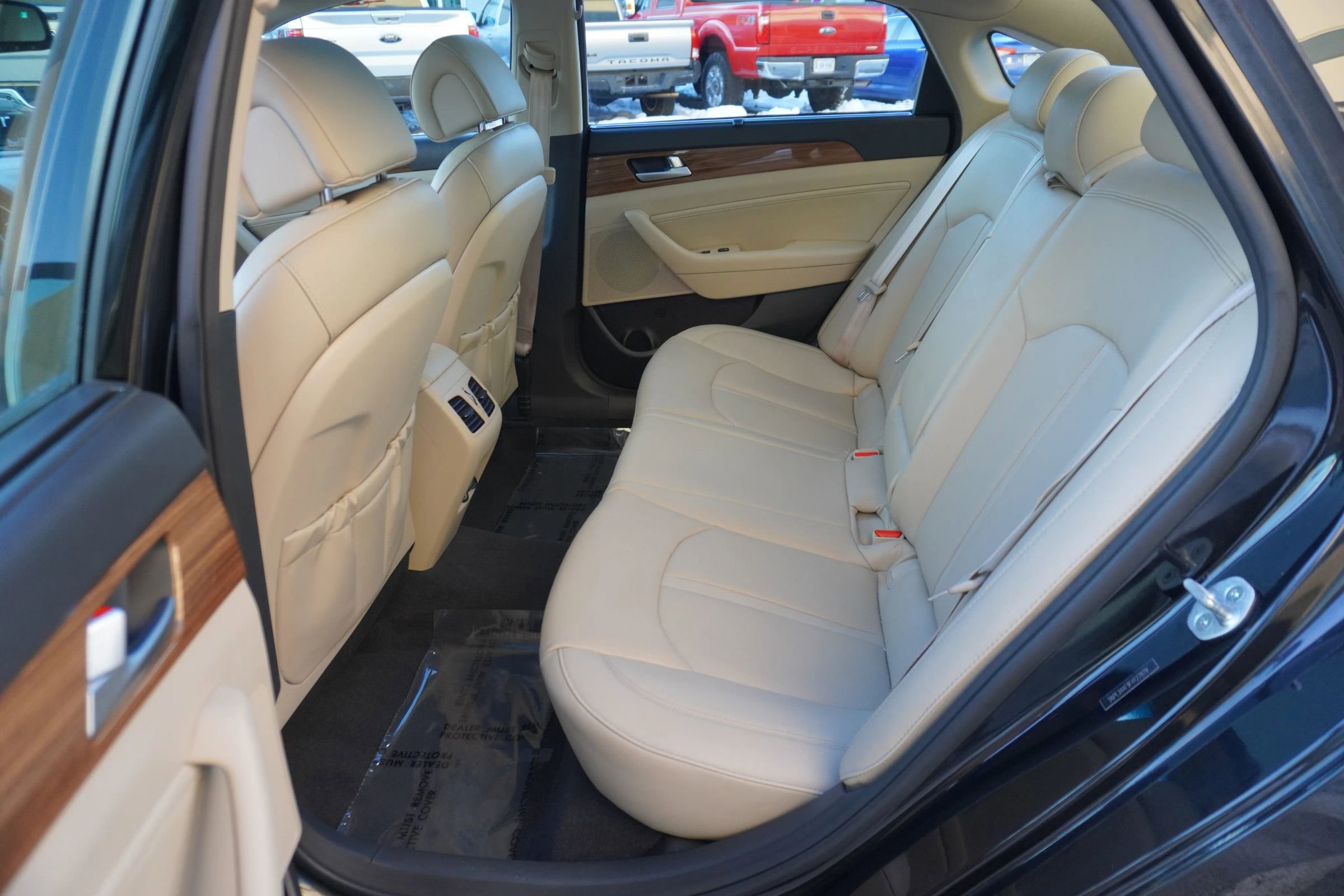 Used 2015 Hyundai Sonata Limited w/ Option Group 05 image 11