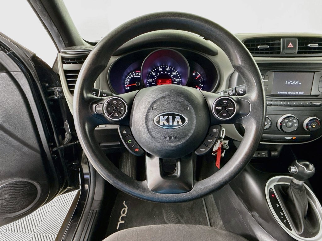 Used 2017 Kia Soul FWD image 11