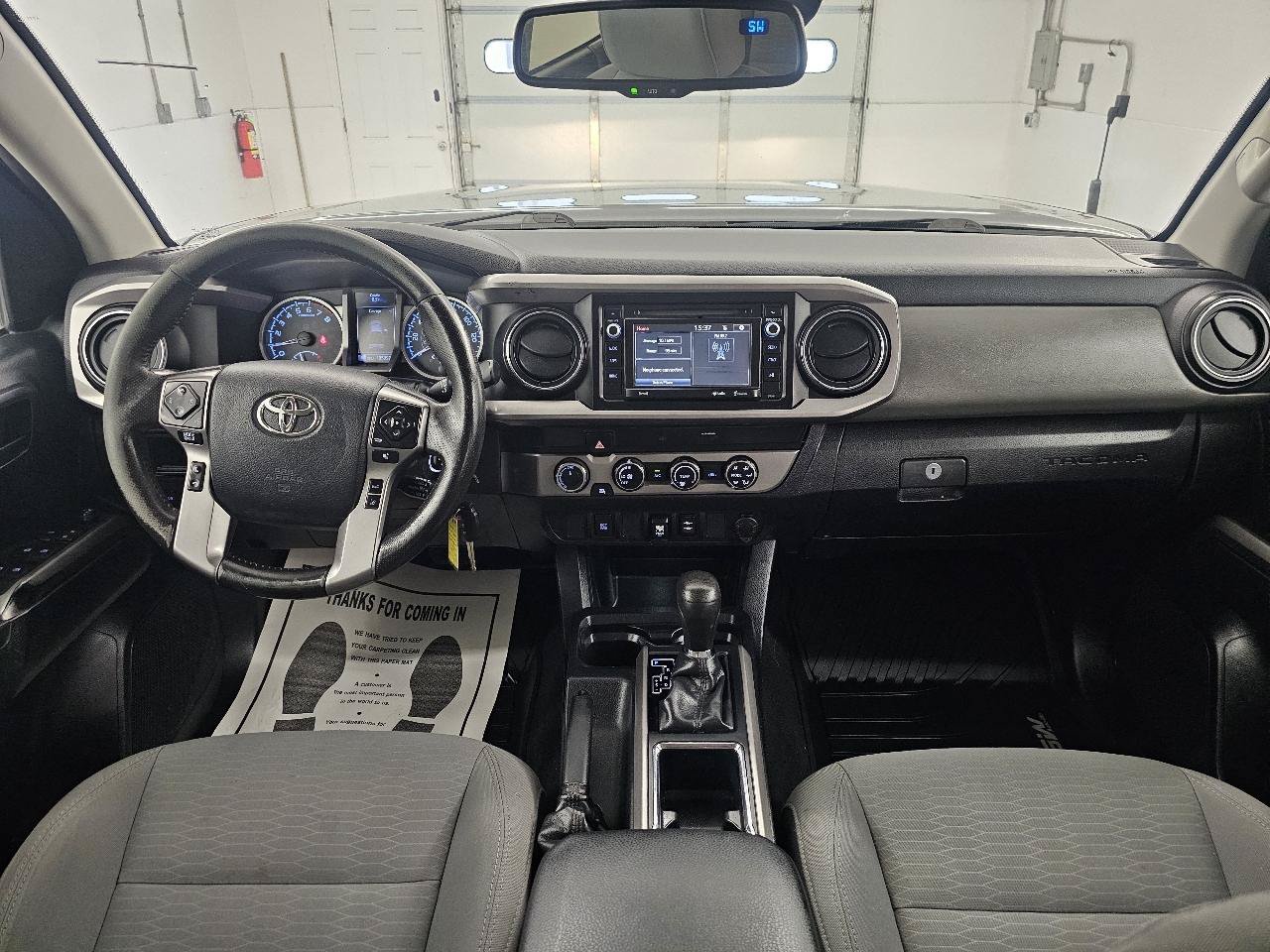 Used 2019 Toyota Tacoma SR5 AWD/4WD image 26