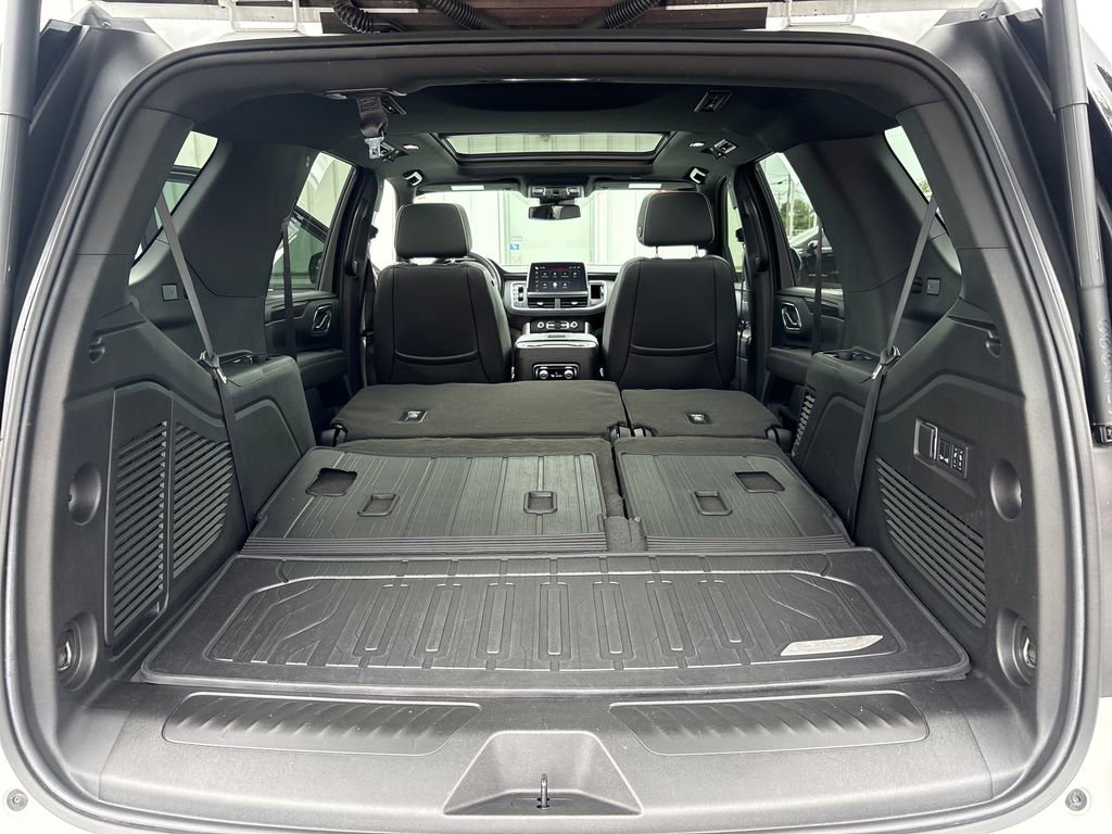 Certified 2024 GMC Yukon SLT w/ SLT Premium Package RWD image 46