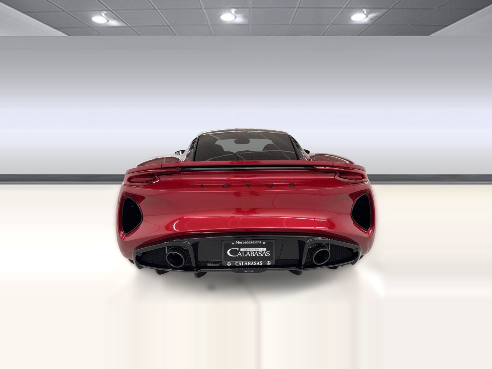 Used 2025 Lotus Emira RWD image 10