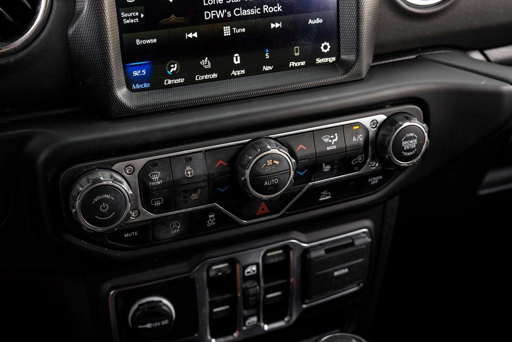 Used 2023 Jeep Wrangler Sahara w/ Cold Weather Group image 35