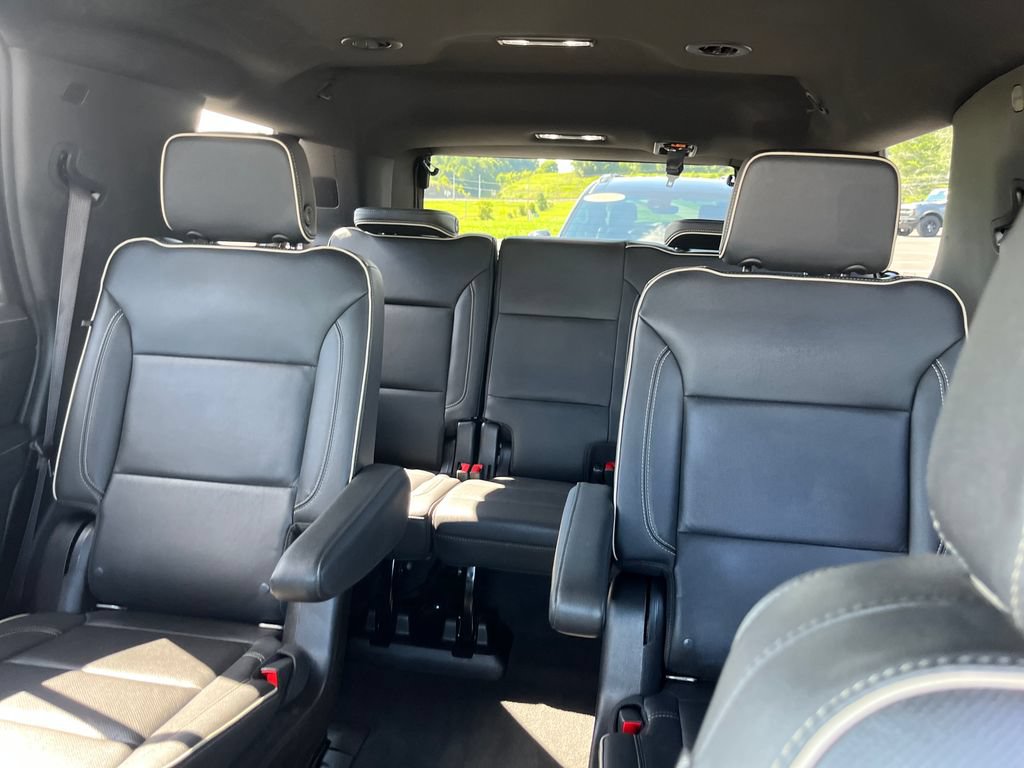 Used 2022 GMC Yukon SLT AWD/4WD image 13