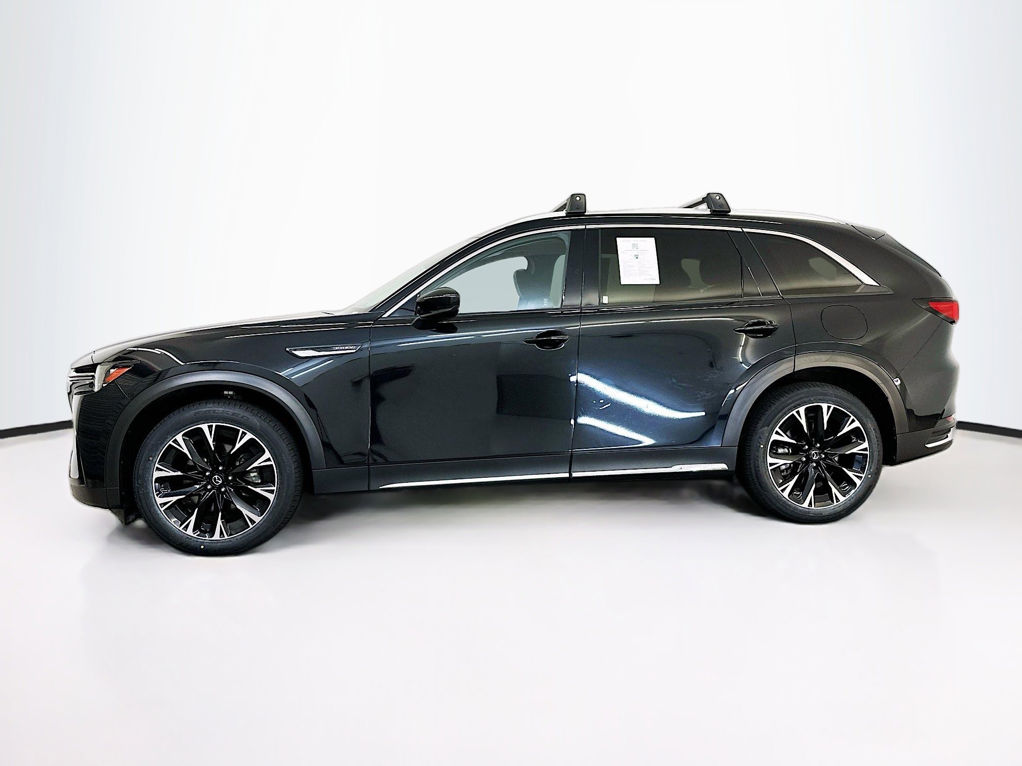 Used 2024 MAZDA CX-90 Plug-In Hybrid w/ Premium Pkg image 4