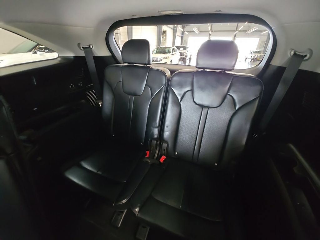 Used 2021 Kia Sorento S FWD image 13