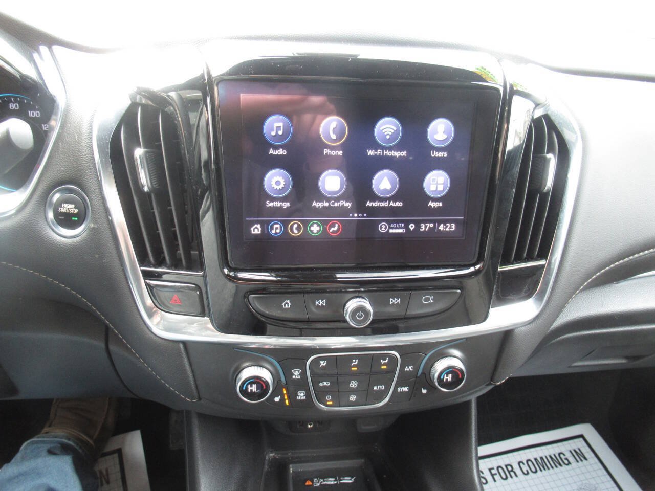 Used 2023 Chevrolet Traverse LT w/ LPO, Floor Liner Package AWD/4WD image 29
