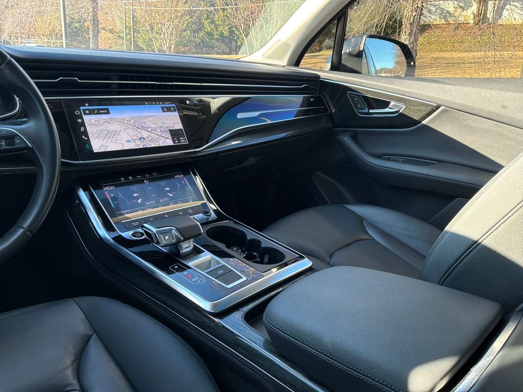 Used 2024 Audi Q7 3.0T Premium Plus image 29