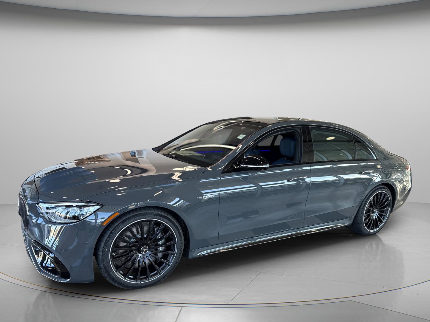 New 2026 Mercedes-Benz S 63 AMG S image 3