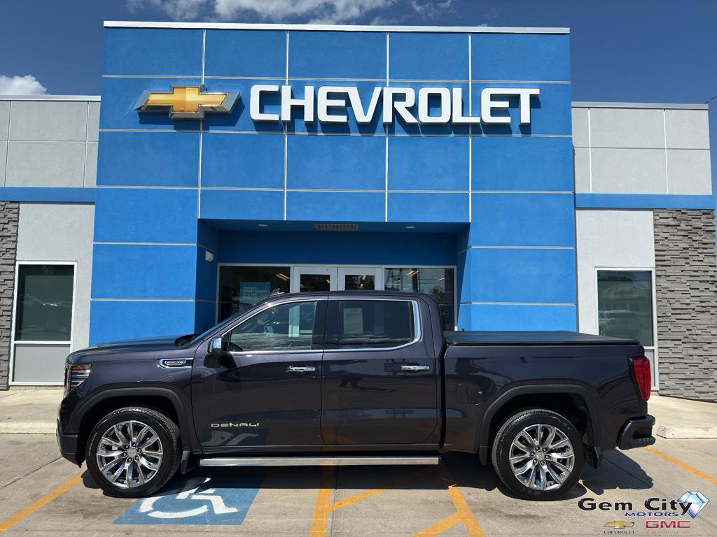 Used 2023 GMC Sierra 1500 Denali w/ Denali Reserve Package image 1