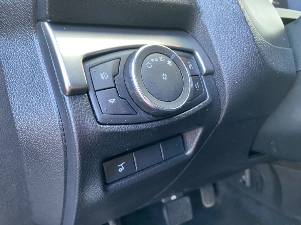 Used 2018 Ford Explorer XLT w/ Equipment Group 202A image 17