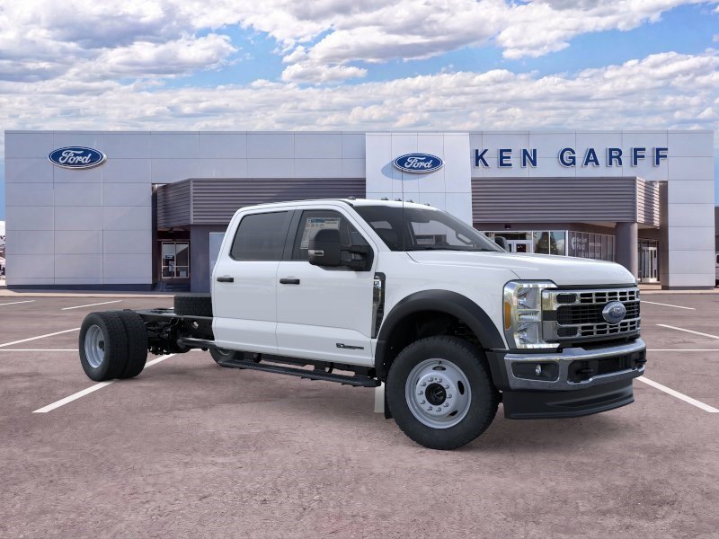New 2026 Ford F550 4x4 Crew Cab image 10