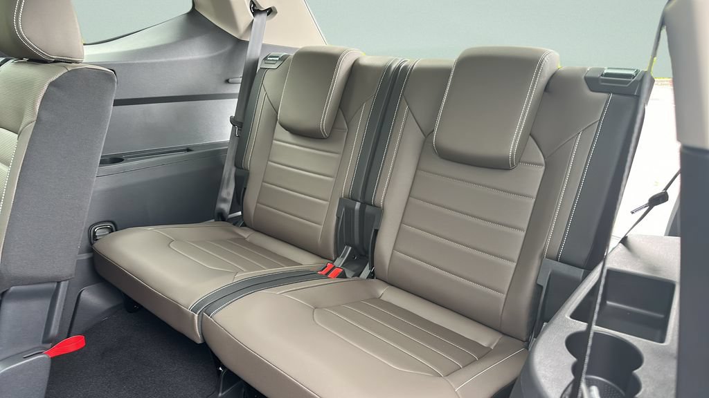 New 2026 Volkswagen Atlas SEL AWD/4WD image 32