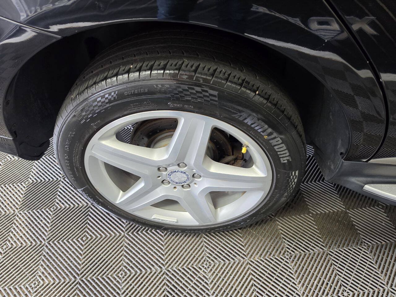 Used 2013 Mercedes-Benz ML 550 4MATIC image 39
