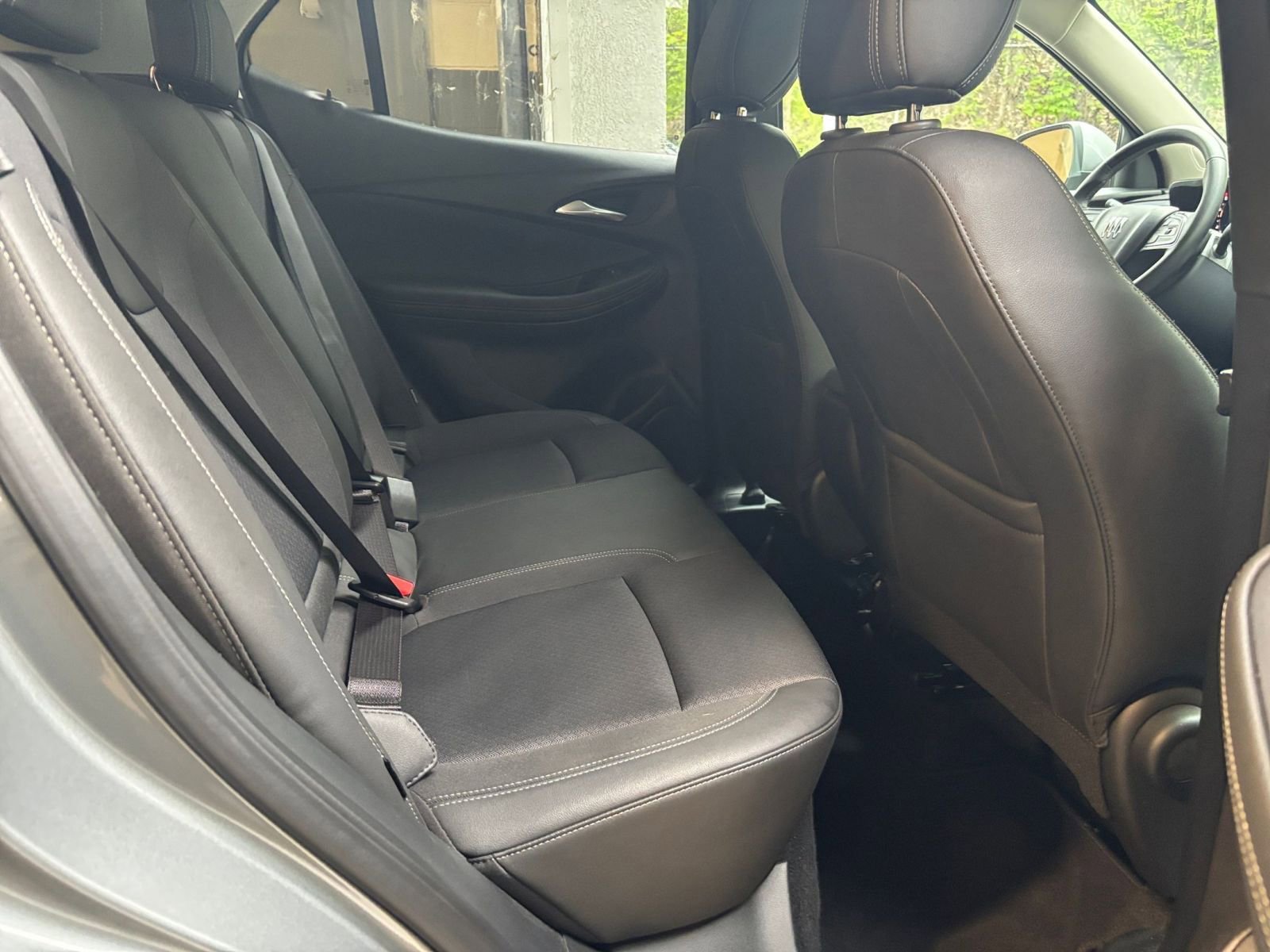 Used 2025 Buick Encore GX Preferred FWD image 38