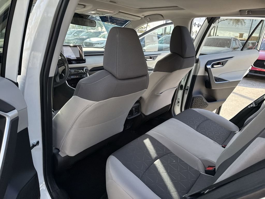 Used 2024 Toyota RAV4 XLE w/ Convenience Package image 34