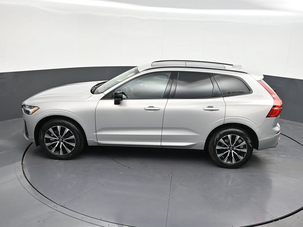 Certified 2024 Volvo XC60 B5 Core AWD/4WD image 20