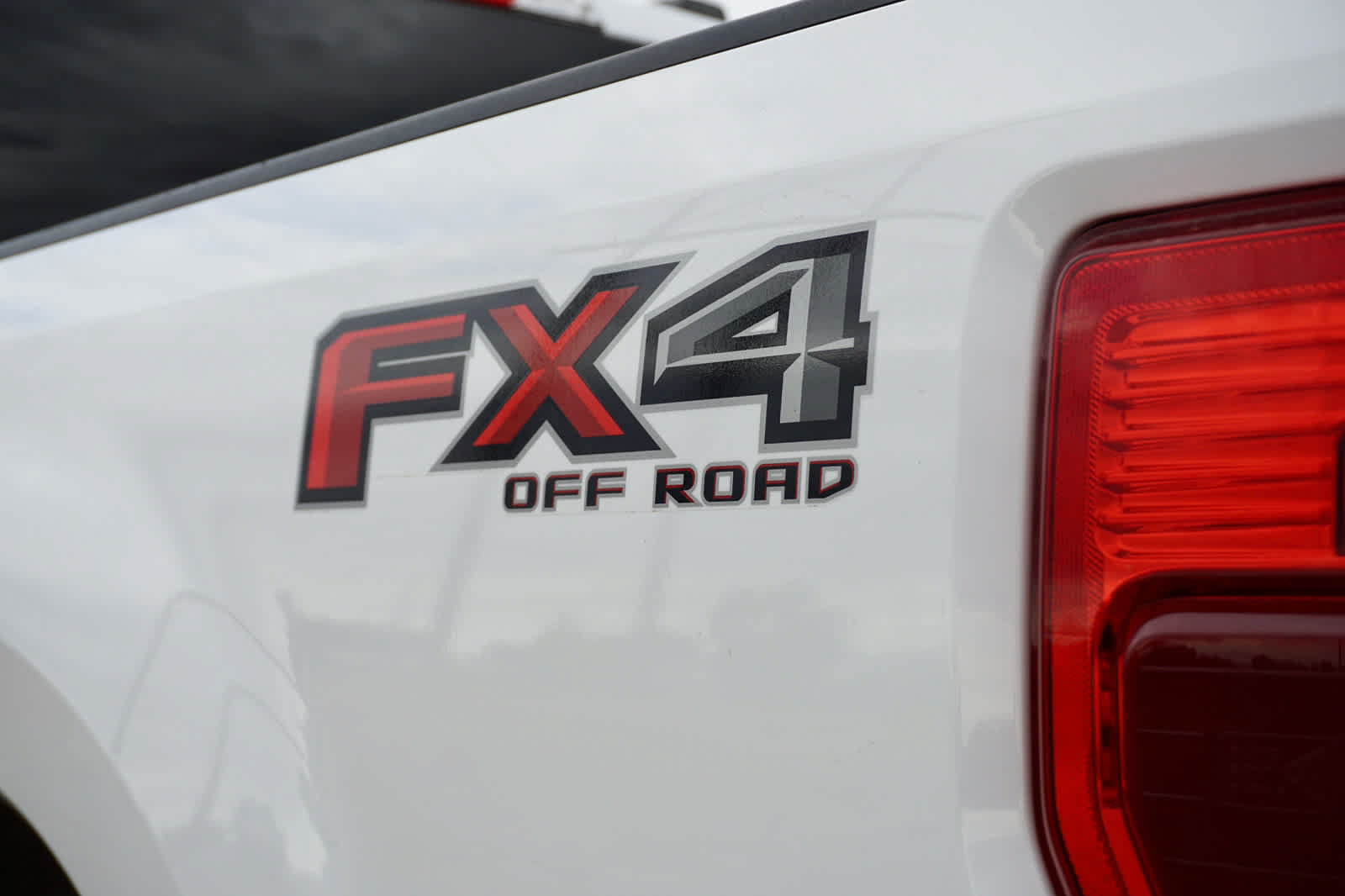 Used 2021 Ford F250 XLT w/ FX4 Off-Road Package AWD/4WD image 30
