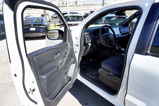 New 2026 Nissan Frontier SV w/ Tow Package AWD/4WD image 51