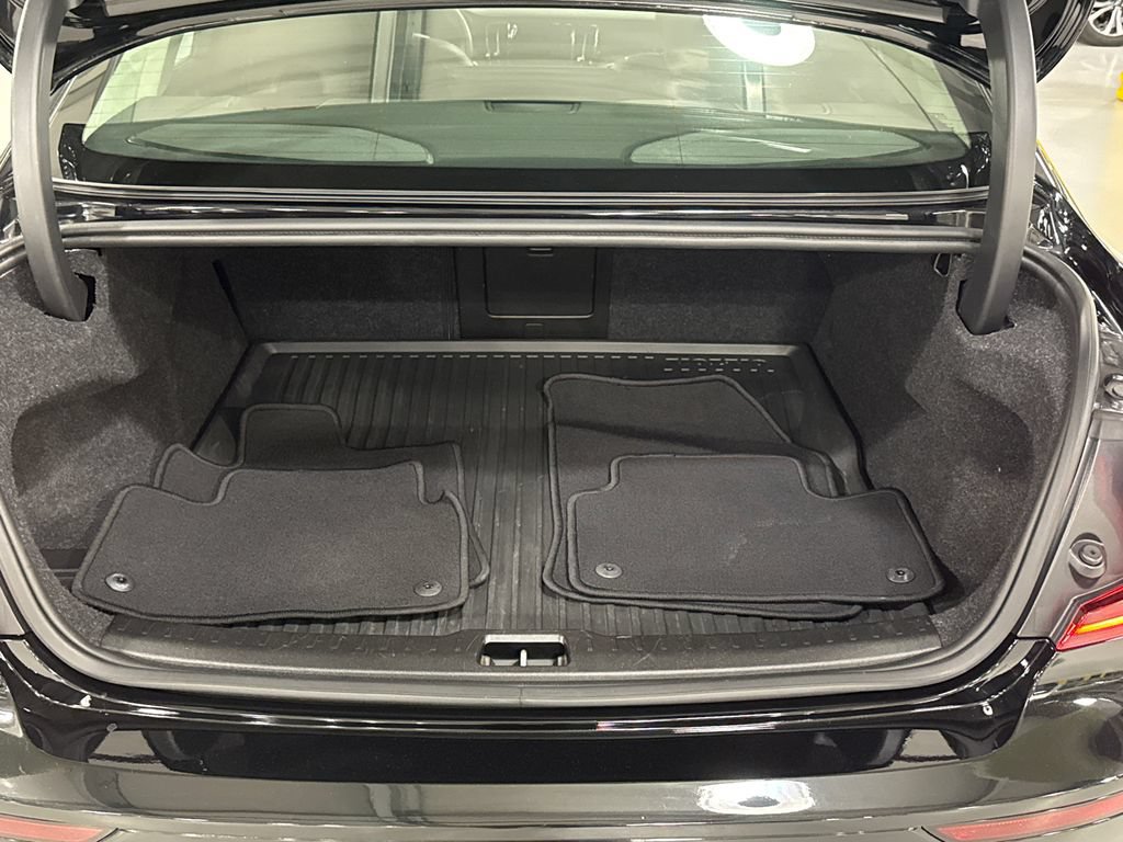 Used 2024 Volvo S60 B5 Plus AWD/4WD image 25