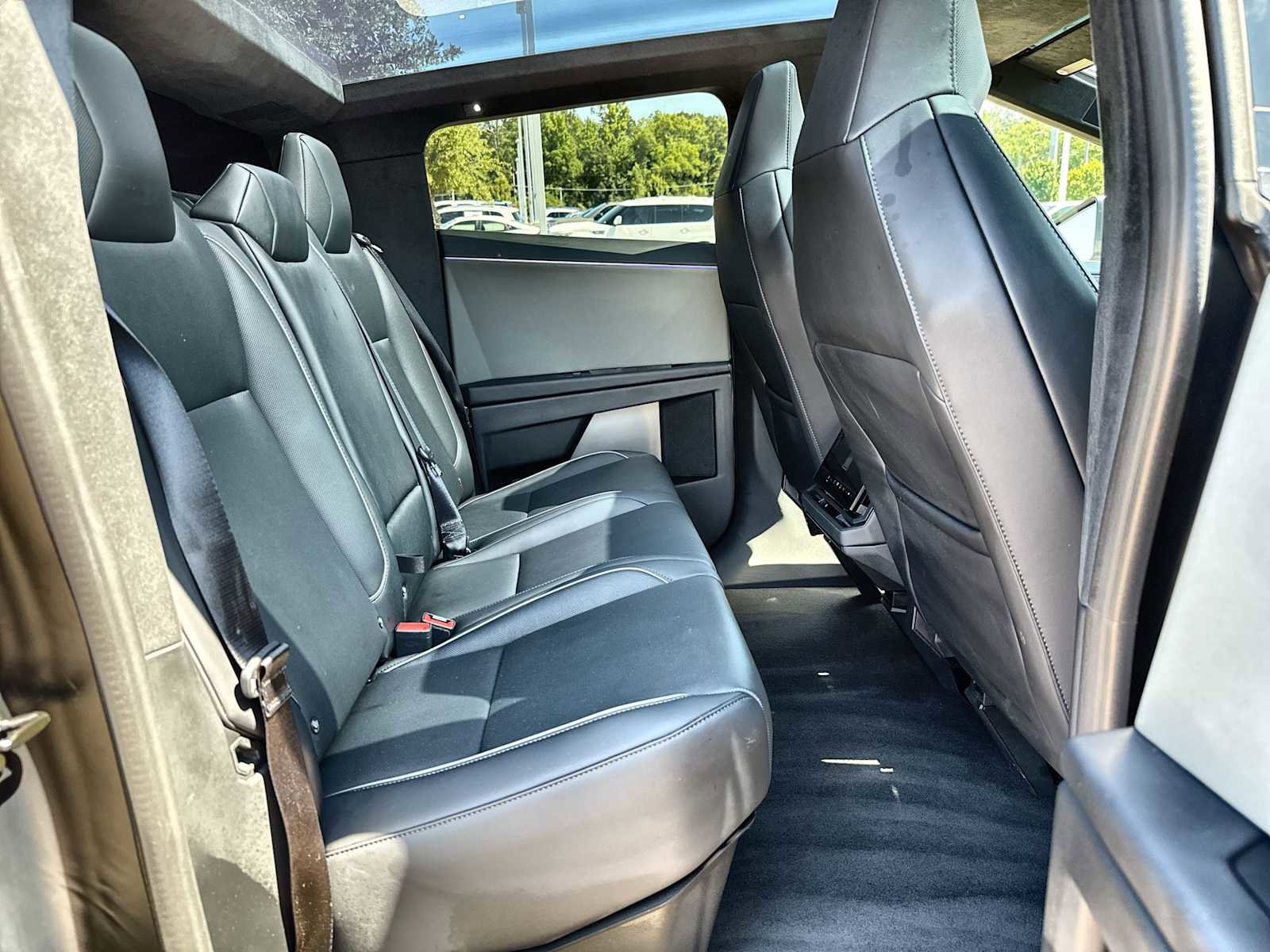 Used 2024 Tesla Cybertruck Cyberbeast AWD/4WD image 18