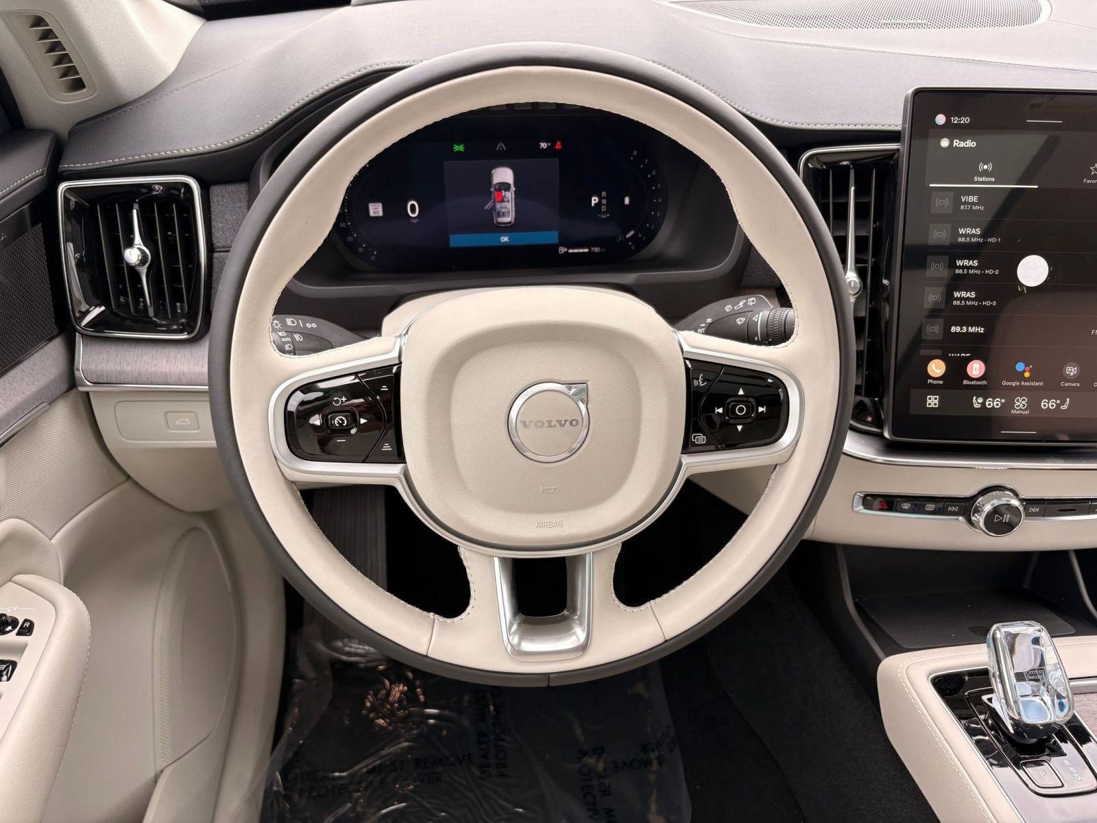 New 2026 Volvo XC90 B6 Ultra w/ Protection Package image 16