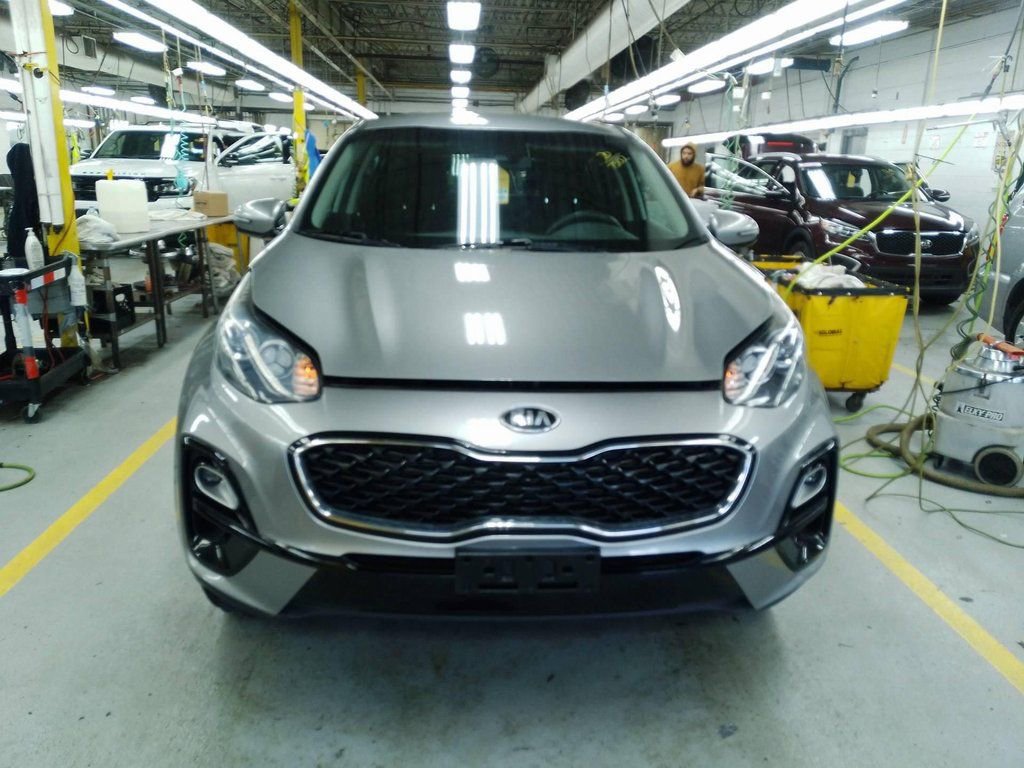 Used 2020 Kia Sportage LX w/ LX Popular Package AWD/4WD image 2