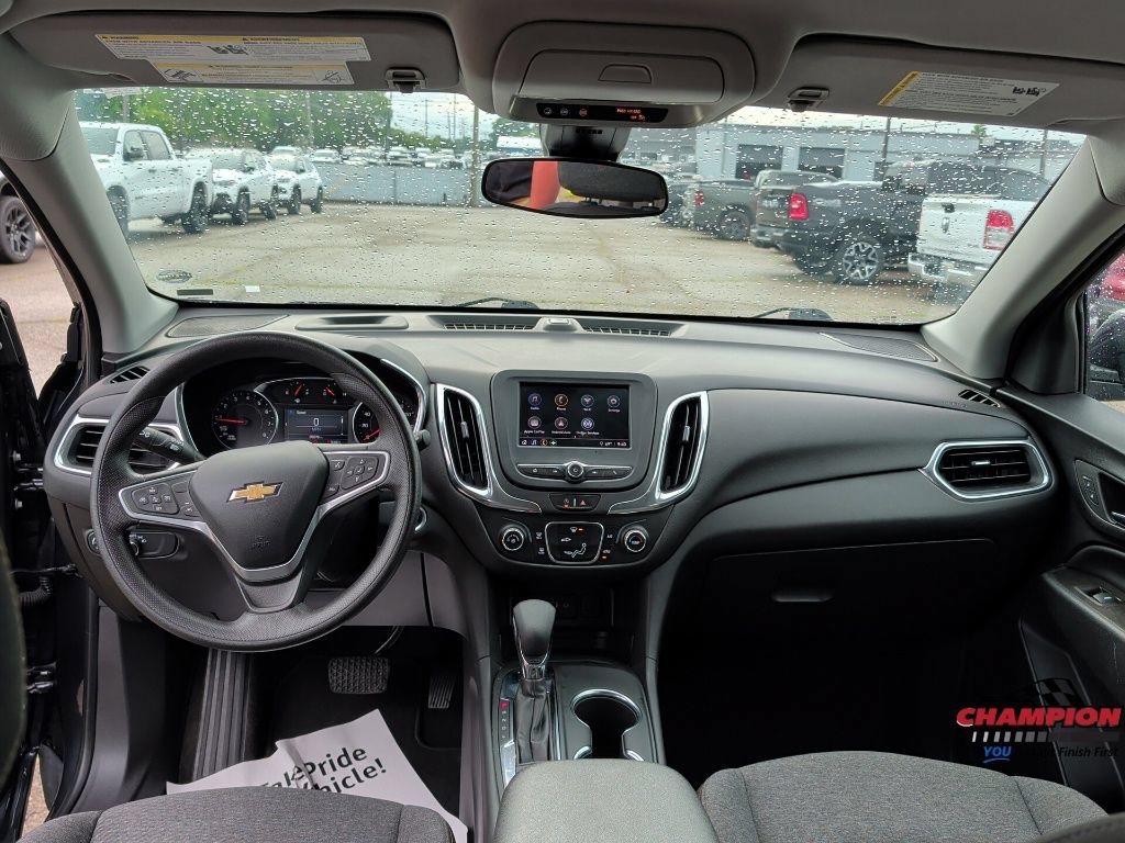 Used 2023 Chevrolet Equinox LT AWD/4WD image 18