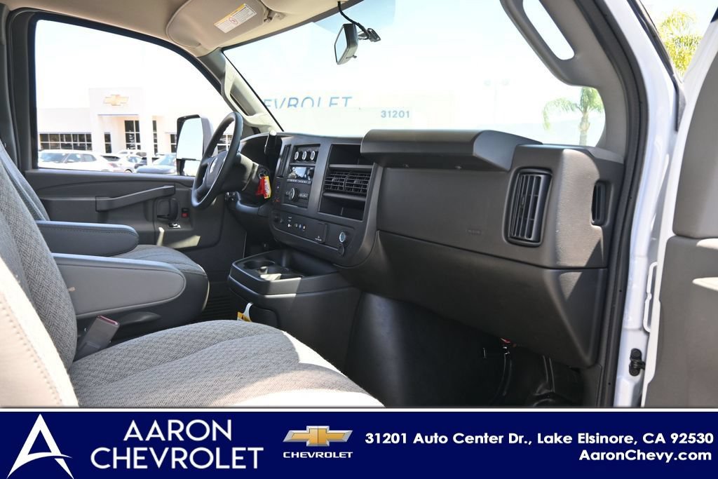 New 2026 Chevrolet Express 3500 w/ Power Convenience Package RWD image 16