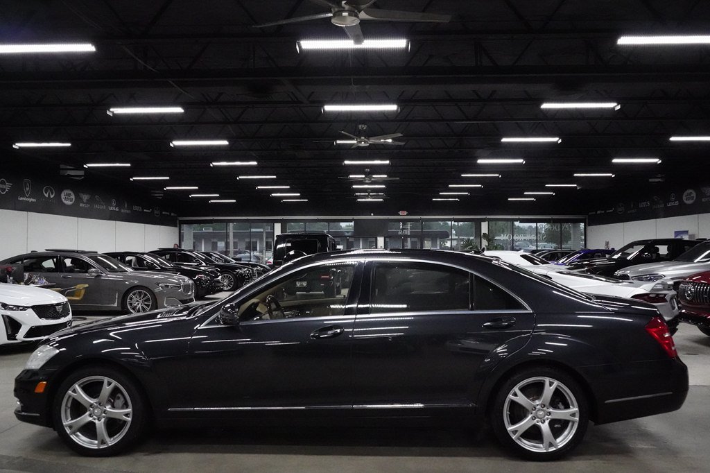 Used 2013 Mercedes-Benz S 550 4MATIC image 2