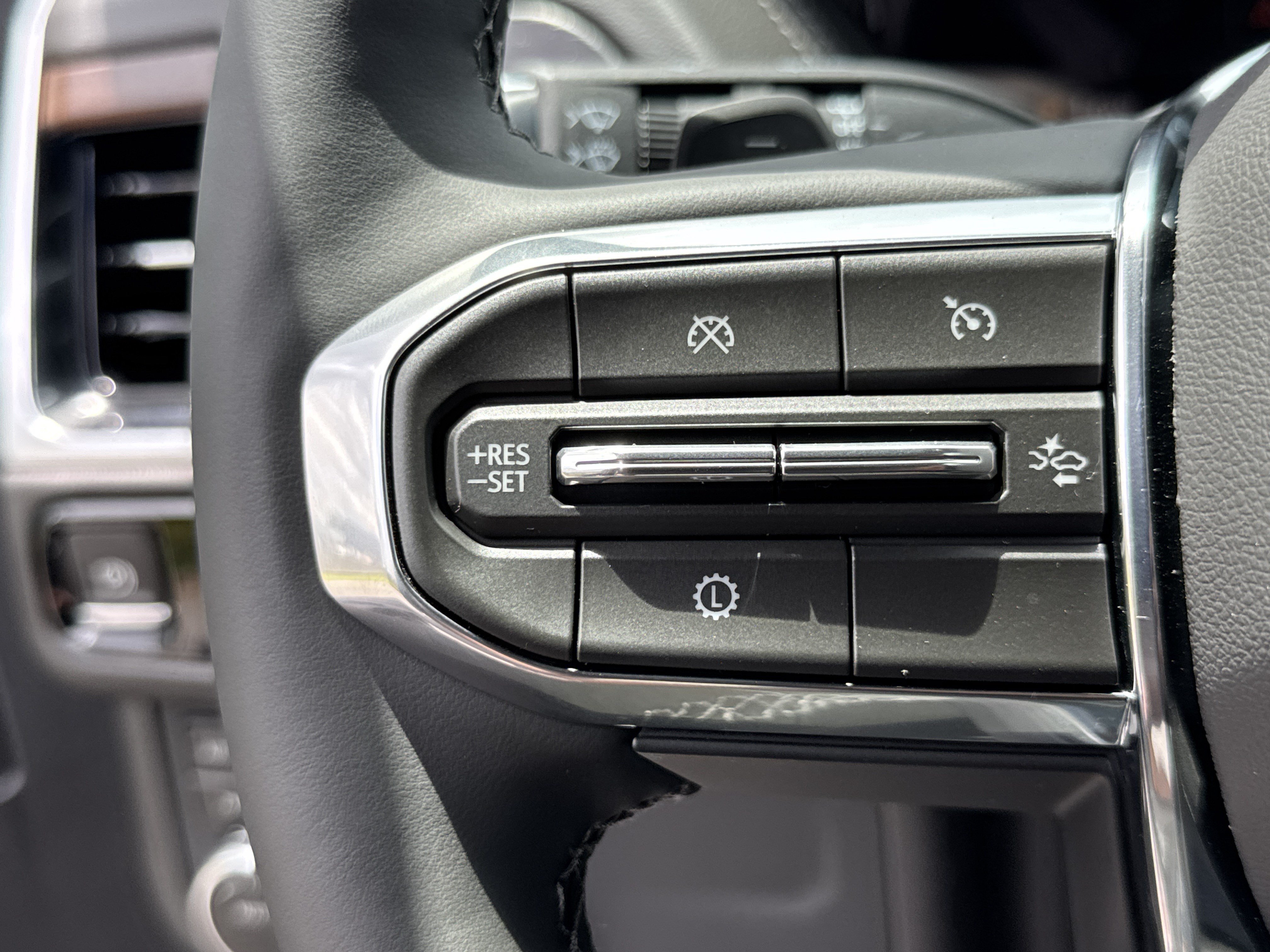 New 2026 GMC Yukon Denali AWD/4WD image 20