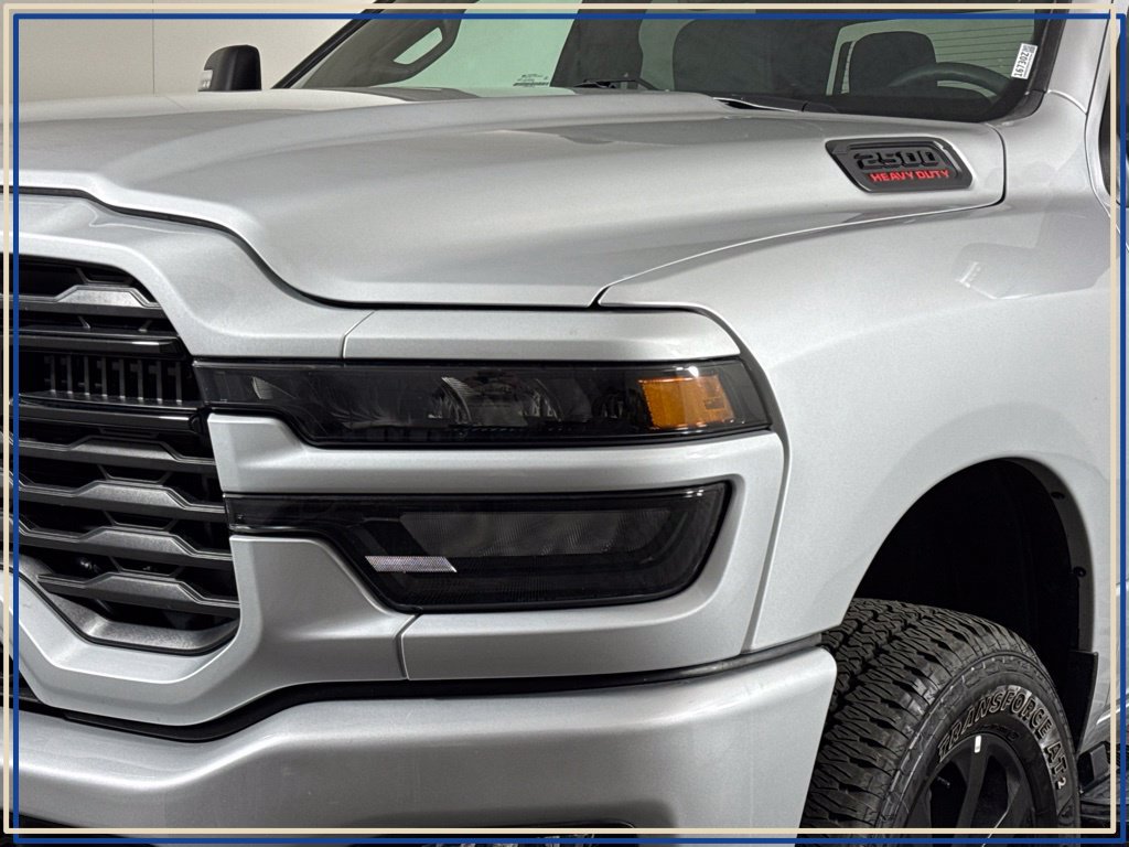 Used 2026 RAM 2500 Big Horn AWD/4WD image 2