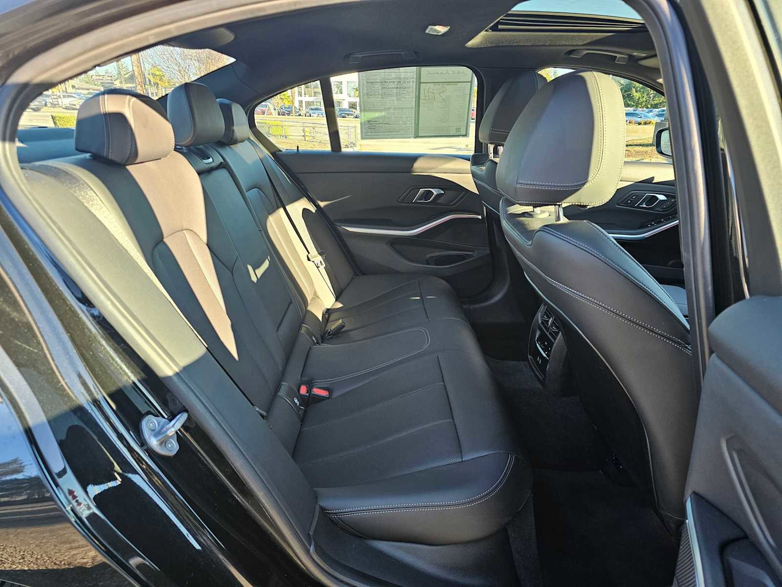 Used 2024 BMW 330i xDrive Sedan image 12