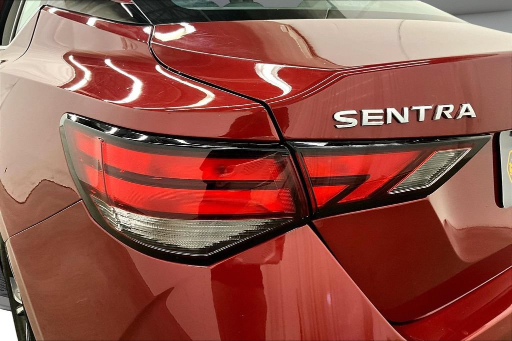 Used 2023 Nissan Sentra SV FWD image 23