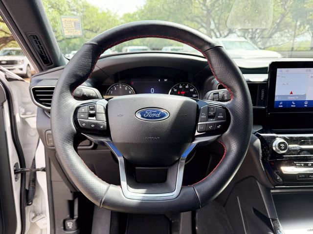 Used 2024 Ford Explorer ST-Line w/ Class IV Trailer Tow Package image 8