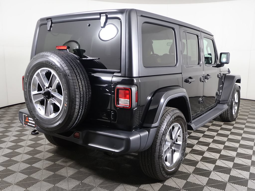 Used 2021 Jeep Wrangler Unlimited Sahara AWD/4WD image 7