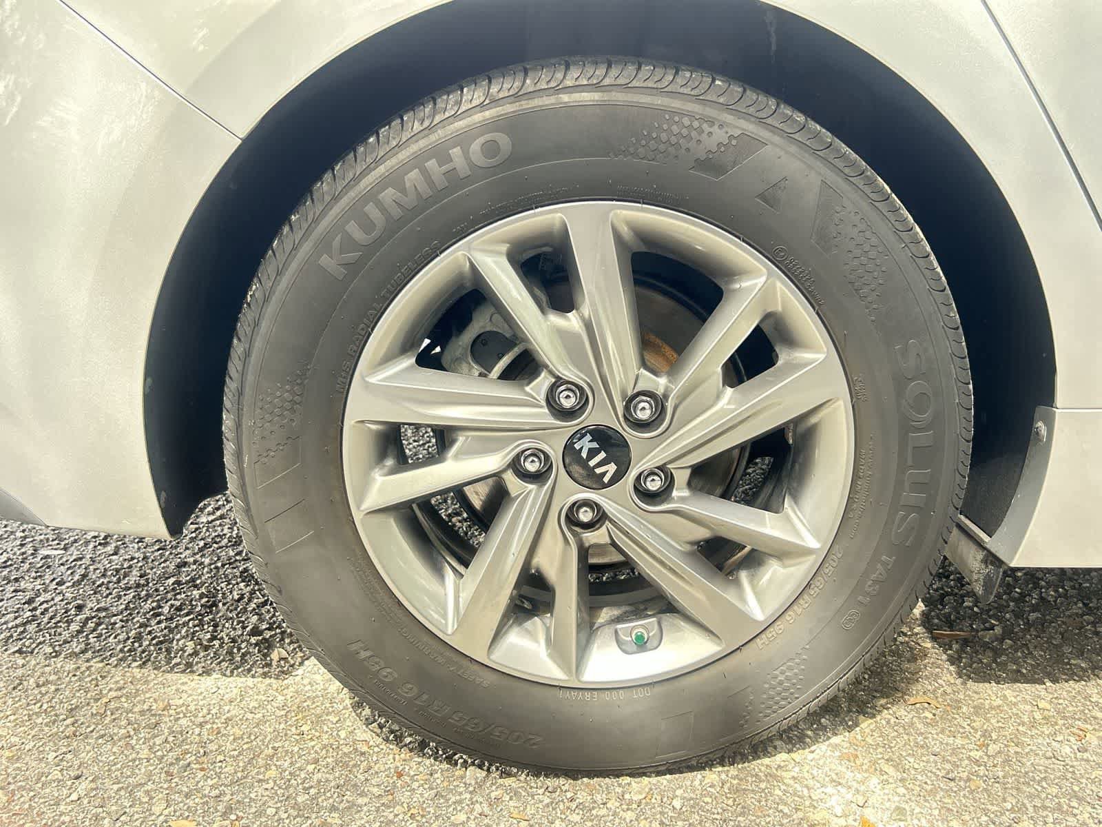 Used 2019 Kia Optima LX FWD image 5