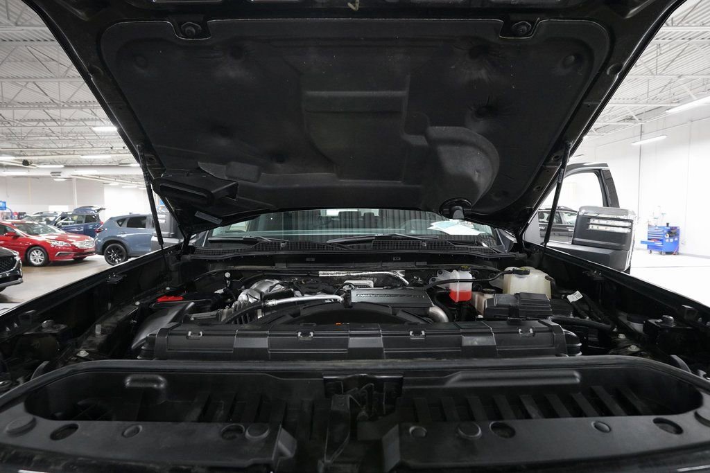 Certified 2024 Chevrolet Silverado 2500 LTZ image 3