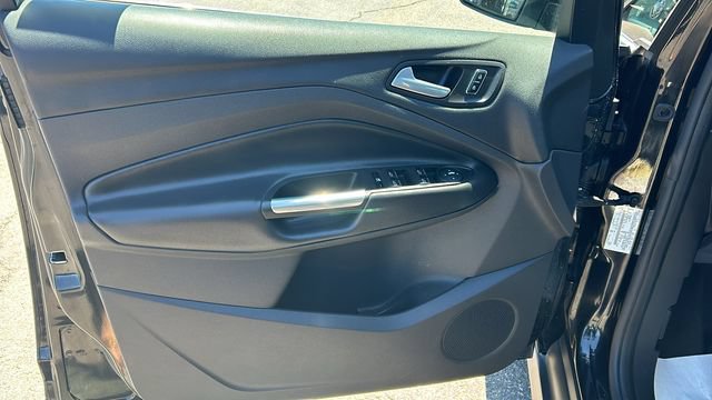 Used 2014 Ford C-MAX Energi SEL w/ Equipment Group 302A FWD image 16