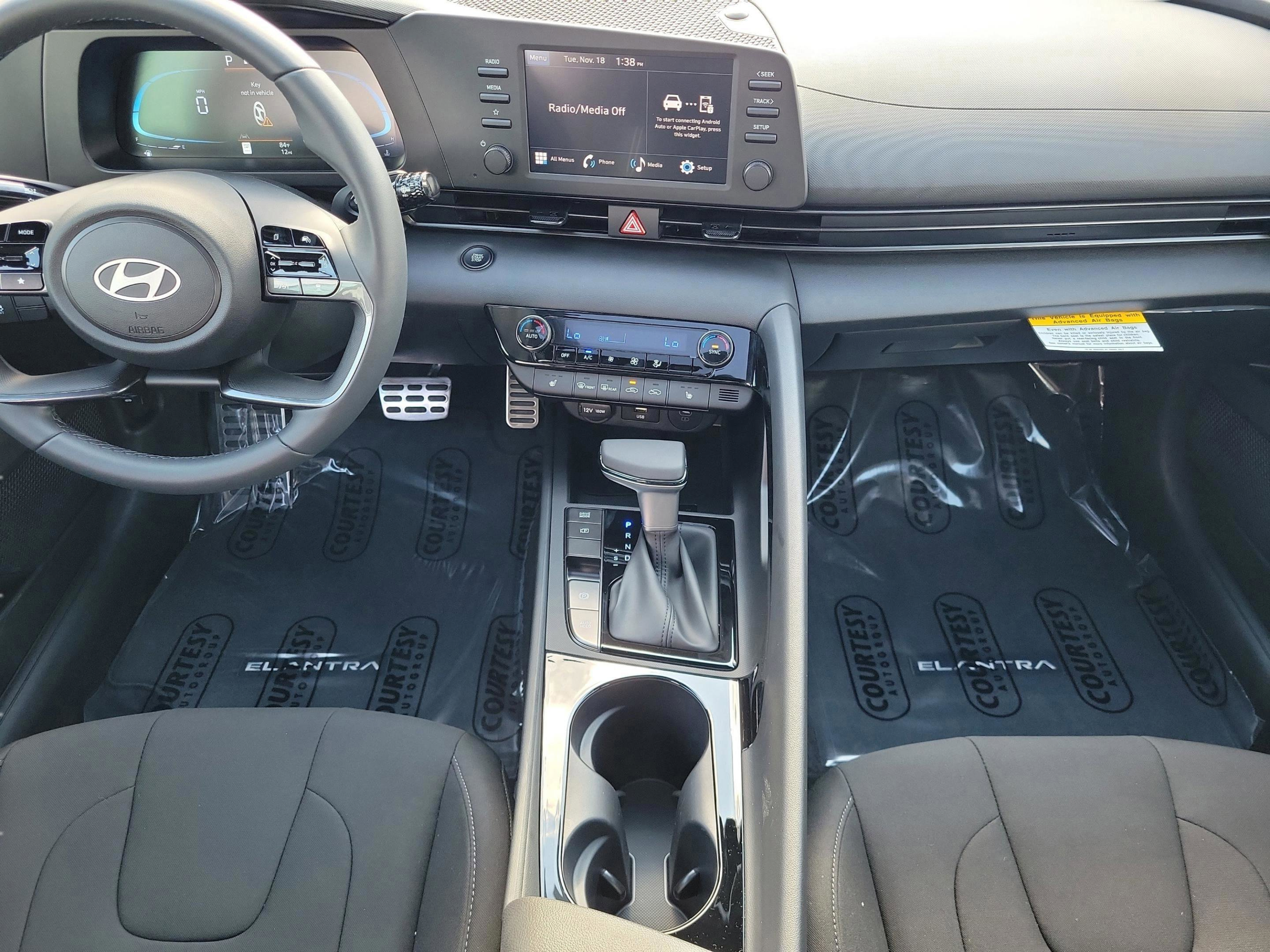 New 2026 Hyundai Elantra SEL Sport Premium FWD image 11