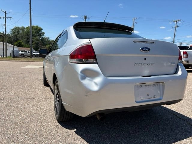 Used 2009 Ford Focus SES FWD image 3
