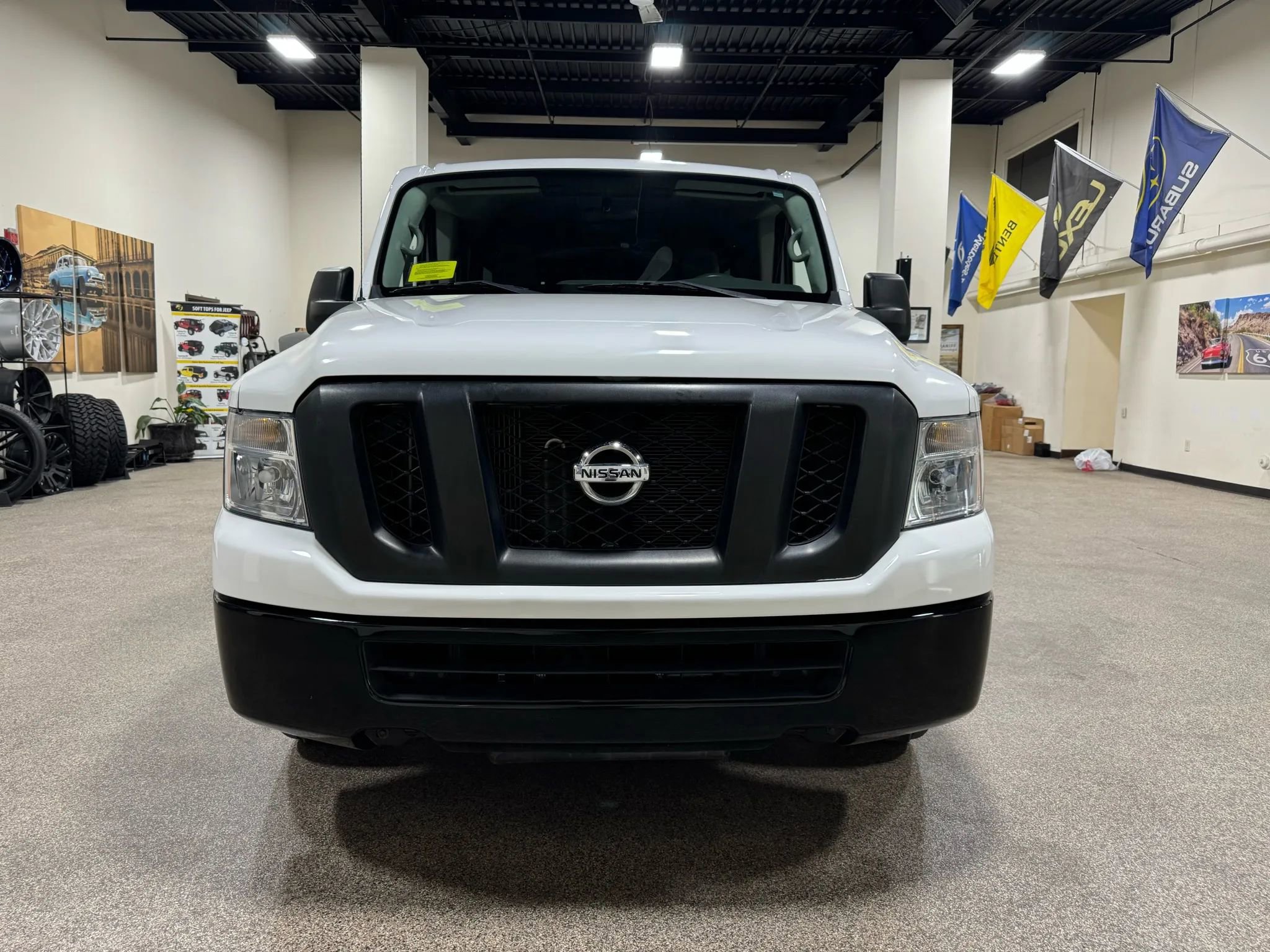 Used 2018 Nissan NV 3500 S image 2