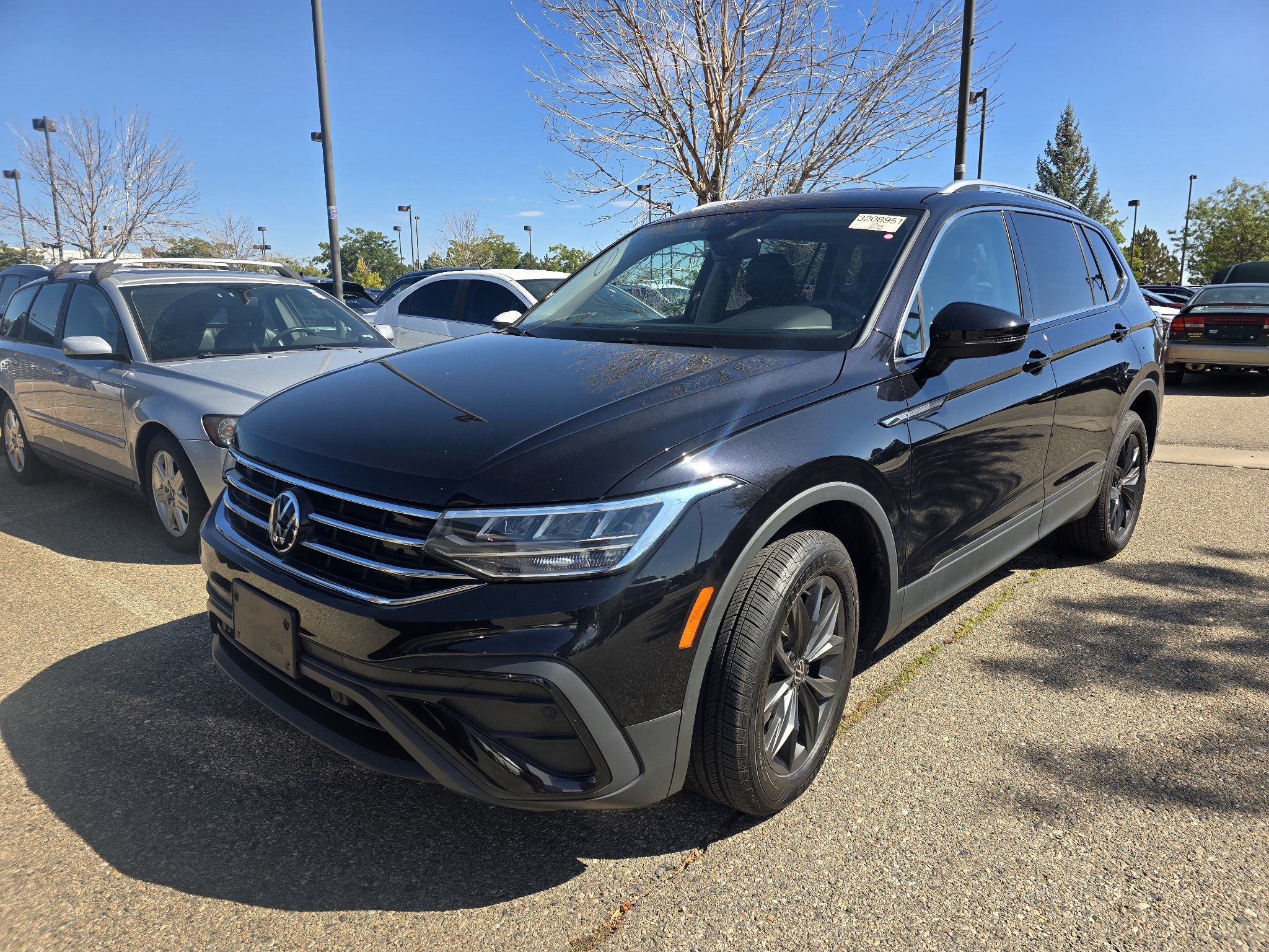Used 2024 Volkswagen Tiguan SE