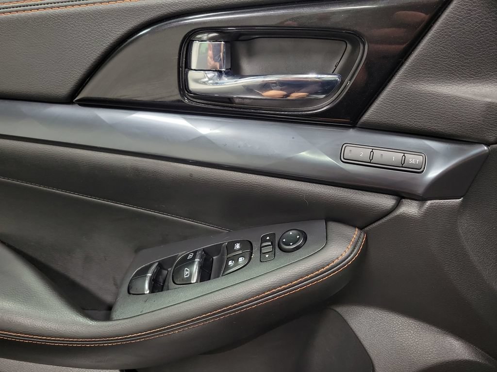 Used 2020 Nissan Maxima SR w/ Sport Mat Group FWD image 28