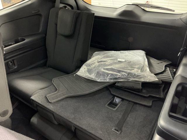 Used 2023 Subaru Ascent Premium w/ Convenience Package image 10