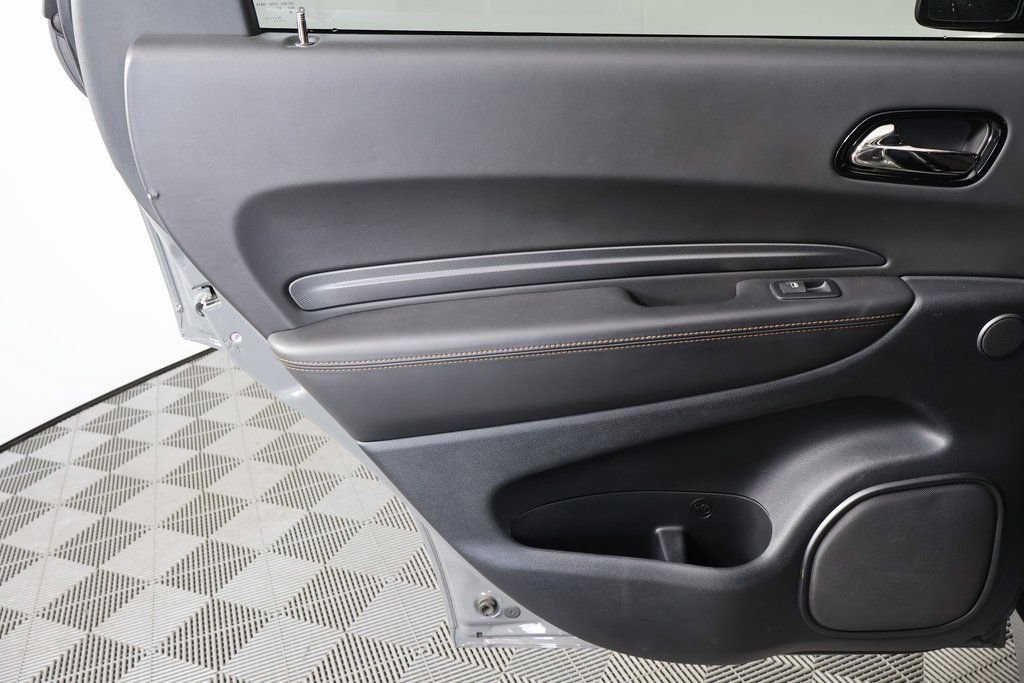 Used 2022 Dodge Durango R/T w/ Tow 'N Go Package image 12