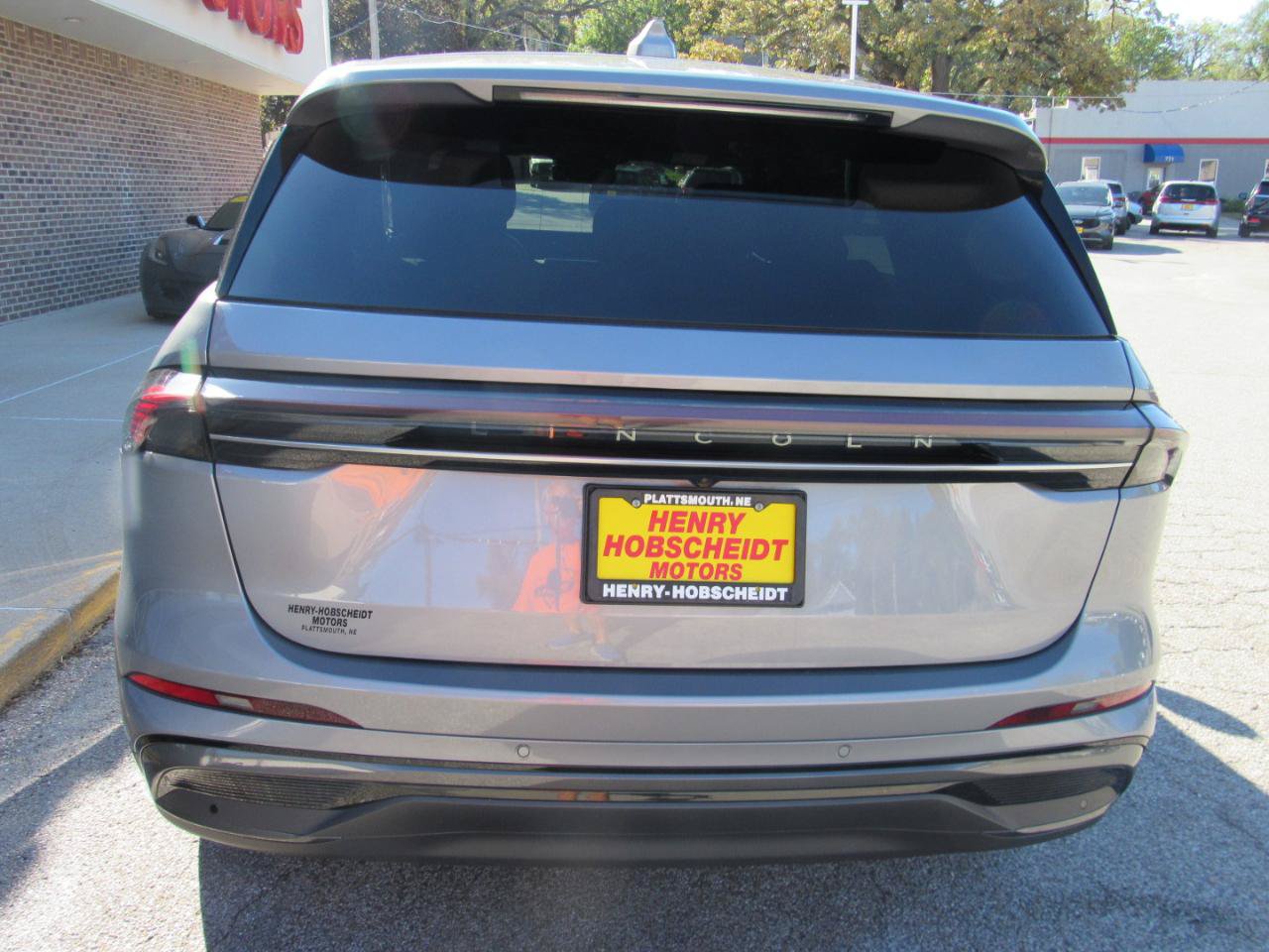 Used 2025 Lincoln Nautilus Premier w/ Jet Appearance Package AWD/4WD image 3